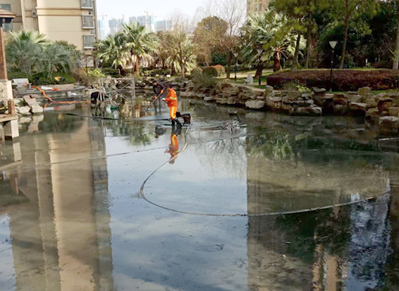 平远景观池淤泥清理